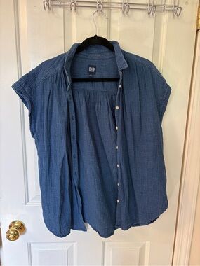 GAP Blue Chambray Button-Up Top